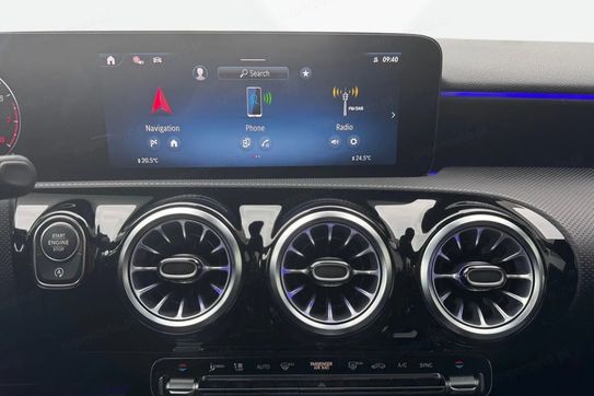 Mercedes Klasa A 220 4MATIC AMG Line