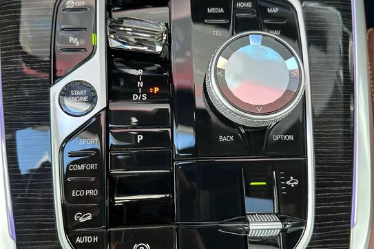 BMW X7 M60i xDrive