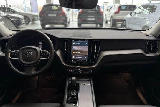 Volvo XC60 B5 B AWD Plus Dark aut