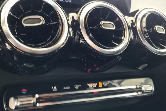 Mercedes GLB 200 4-Matic Style 8G-DCT