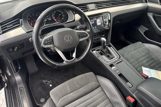 Volkswagen Passat Elegance 1.5 TSI EVO  DSG