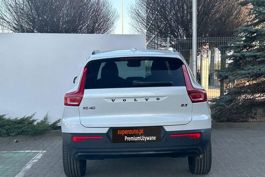 Volvo XC40 B4 Plus Black Edition aut