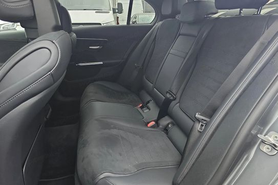 Mercedes Klasa C 180 AMG Line