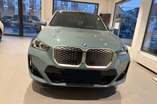 BMW iX1 xDrive30 M Sport