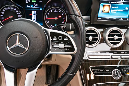 Mercedes Klasa C C 300 9G-TRONIC