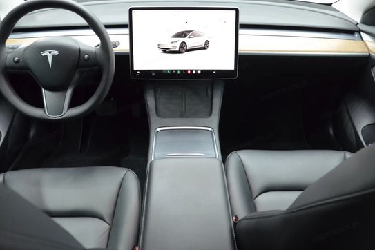 Tesla Model 3 3 Long Range AWD