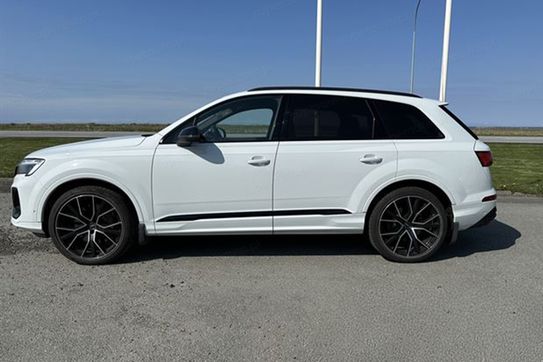 Audi Q7 50 TDI quattro S Line