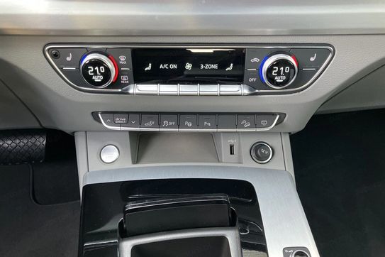 Audi Q5 50 TFSI e Quattro S Line S tronic