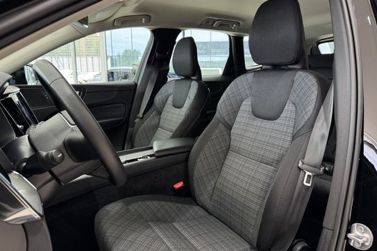 Volvo XC60 B4 D Essential aut