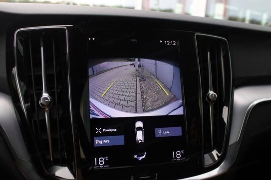 Volvo V60 B4 D Momentum Pro