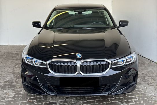 BMW Seria 3 330i xDrive