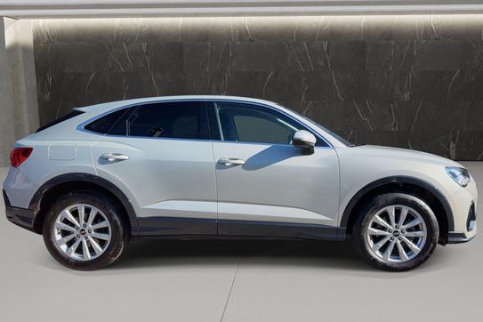 Audi Q3 35 TFSI mHEV S tronic