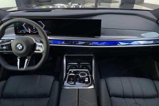 BMW Seria 7 740d xDrive M Sport