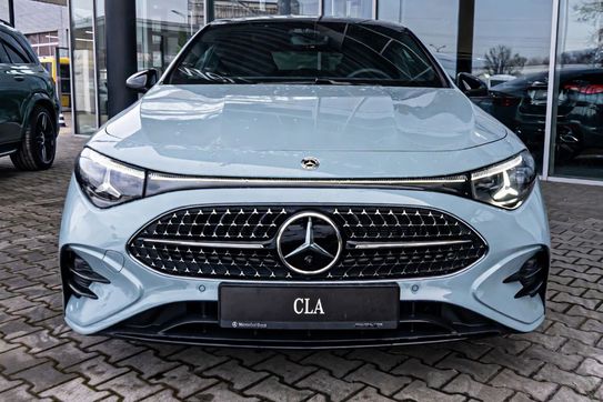 Mercedes CLA 200 AMG Line