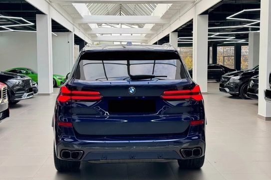 BMW X5 M60i xDrive