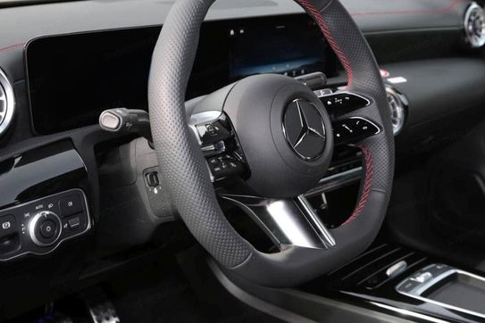 Mercedes CLA 250 e  AMG Line