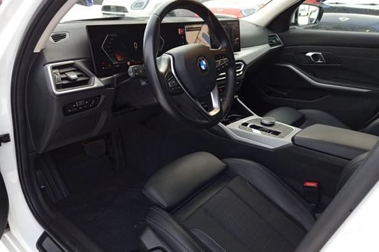 BMW Seria 3 318d aut