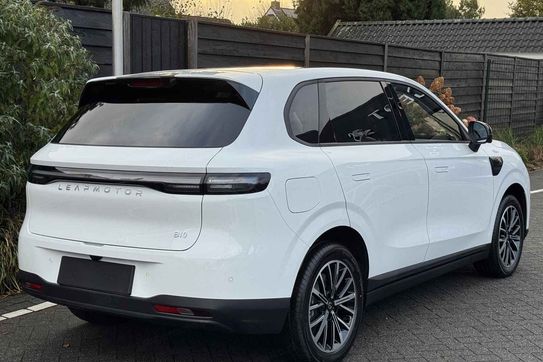 Leapmotor B10 Design Hybrid EV 18,8 kWh
