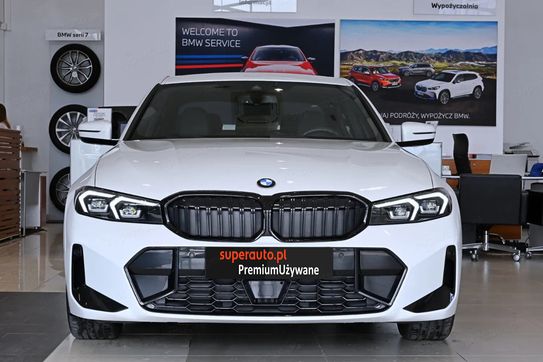BMW Seria 3 330i M Sport sport-aut