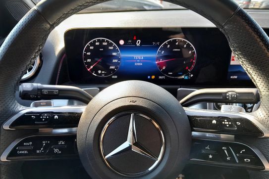 Mercedes GLB 200 mHEV AMG Line 7G-DCT