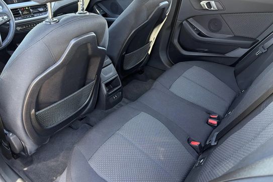 BMW Seria 1 118i Advantage aut