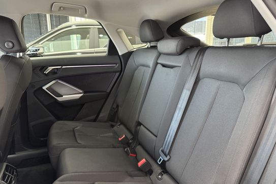 Audi Q3 35 TFSI mHEV S-Line S tronic