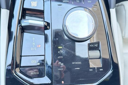 BMW Seria 5 Touring 520d xDrive M Sport