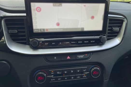 Kia XCeed 1.5 T-GDI Business Line DCT