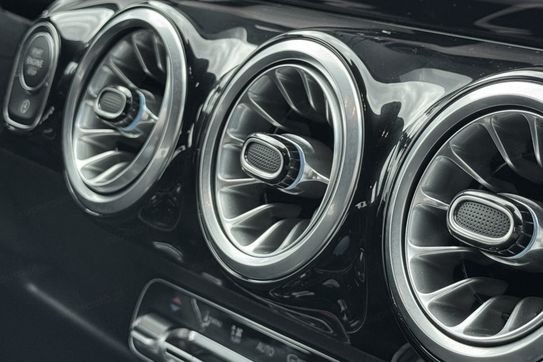 Mercedes GLA 200  AMG Line