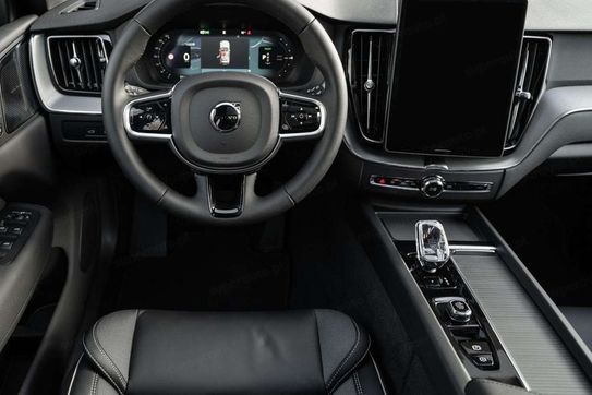 Volvo XC60 B5 AWD Ultra Black Edition