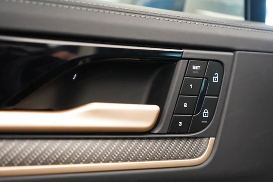 Porsche Cayenne Coupe E-Hybrid