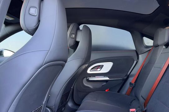 Mercedes CLA 220 4-Matic AMG Line