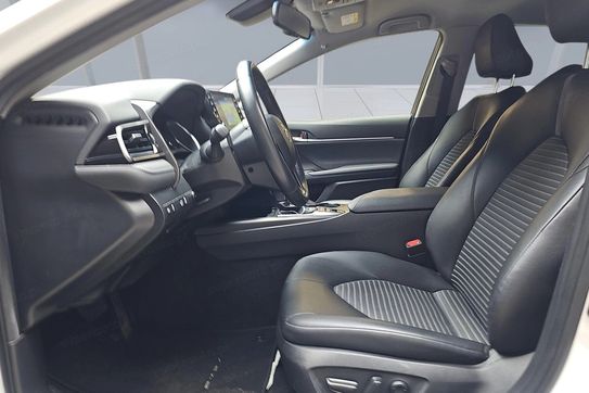 Toyota Camry 2.5 Hybrid Prestige