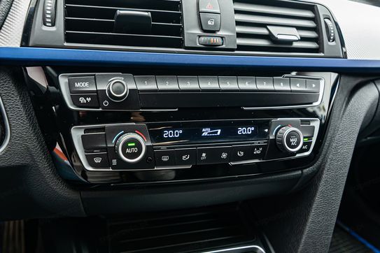 BMW Seria 3 320d M Sport  aut