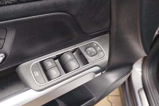 Mercedes GLB 200 mHEV 7G-DCT