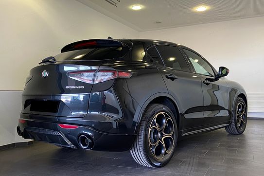 Alfa Romeo Stelvio Intensa Q4