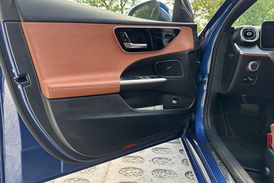 Mercedes Klasa C 200 4-Matic
