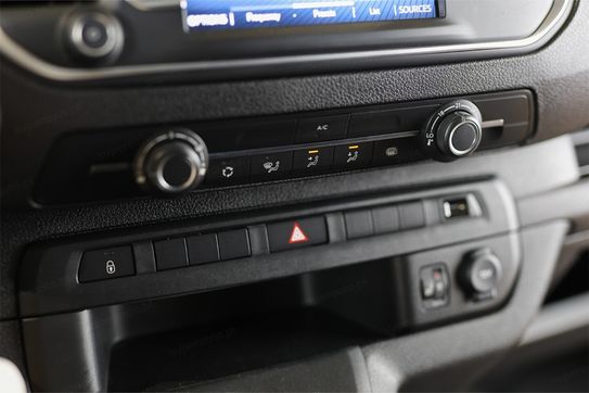 Toyota ProAce Long L2H1 Zabudowa Brygadowa AT