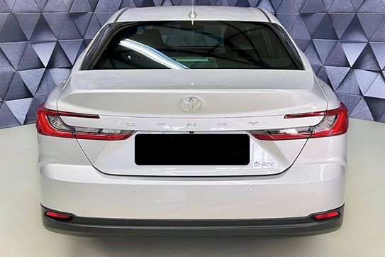 Toyota Camry Executive 2.5 Hybrid Dynamic Force