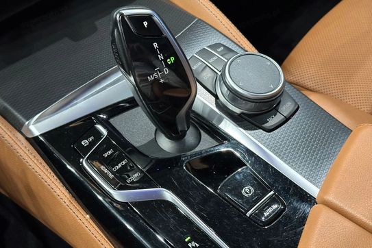 BMW Seria 5 520d xDrive mHEV M Sport sport-aut