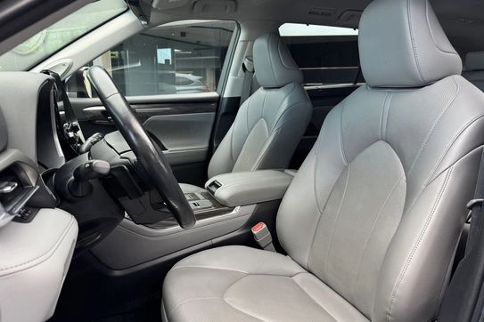 Toyota Highlander 2.5 Hybrid Prestige