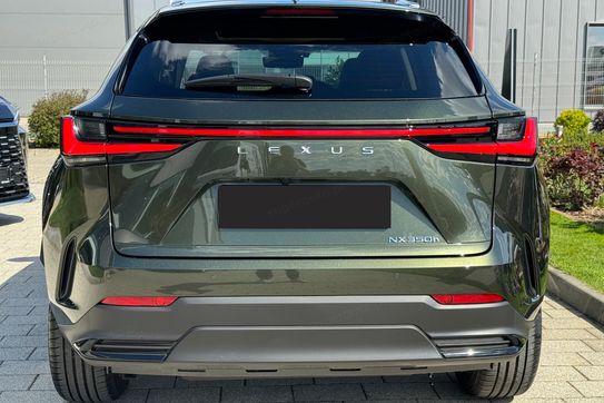 Lexus NX 350h Omotenashi 2.5 Hybrid AWD
