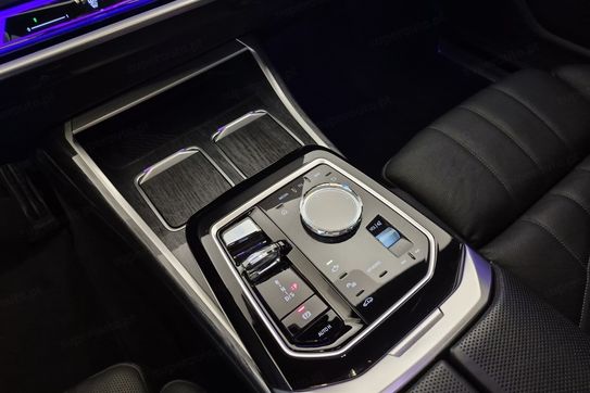 BMW Seria 7 740d xDrive mHEV M Sport