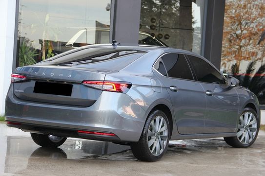 Skoda Superb Edition 130 1.5 TSI mHEV DSG