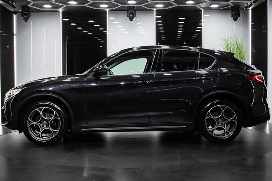 Alfa Romeo Stelvio Turbo Sprint Q4