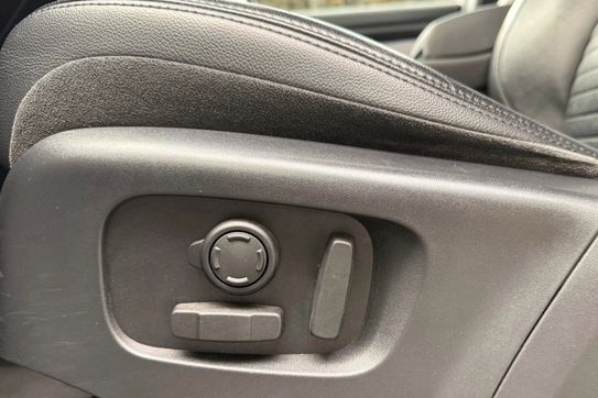 Land Rover Discovery Sport 2.0 D240 R-Dynamic SE aut