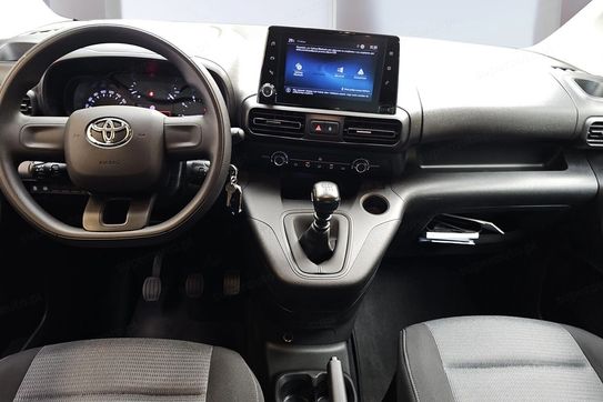 Toyota Proace City Verso Long 1.5 d-4D Business