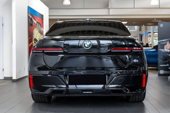 BMW Seria 7 740d xDrive M Sport