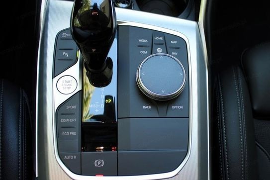 BMW Seria 3 320d xDrive Sport Line aut