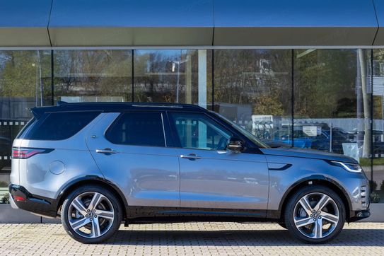 Land Rover Discovery V 3.0 D250 mHEV R-Dynamic SE